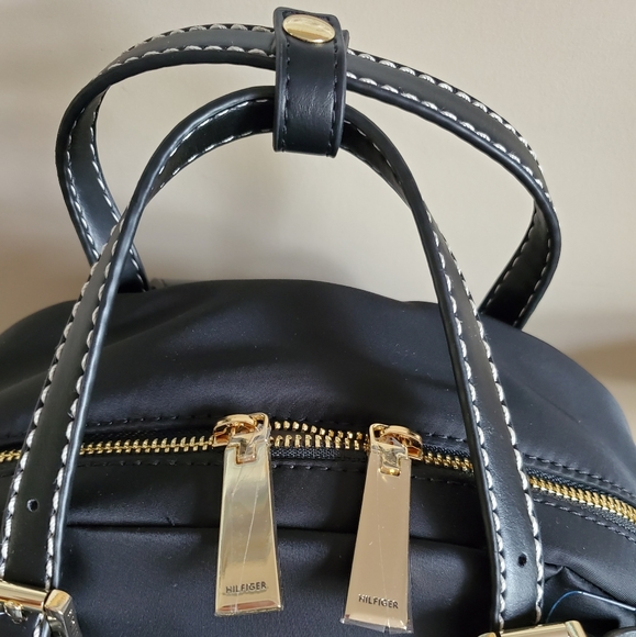 Tommy Hilfiger Backpack - Picture 5 of 8